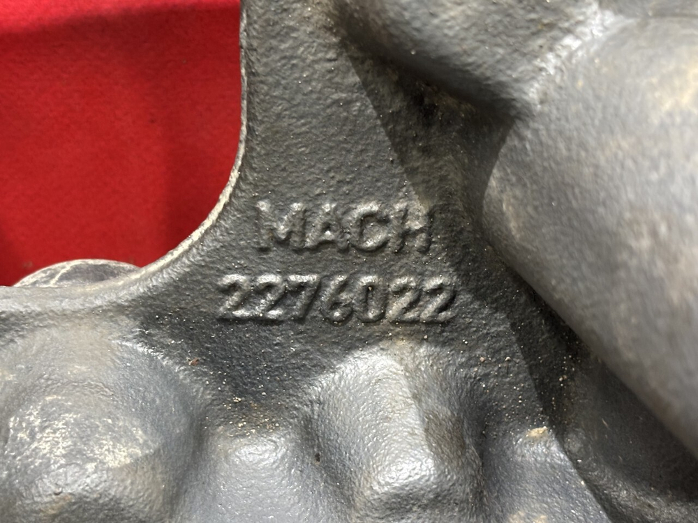 Кронштейн буксировочный левый 2023г