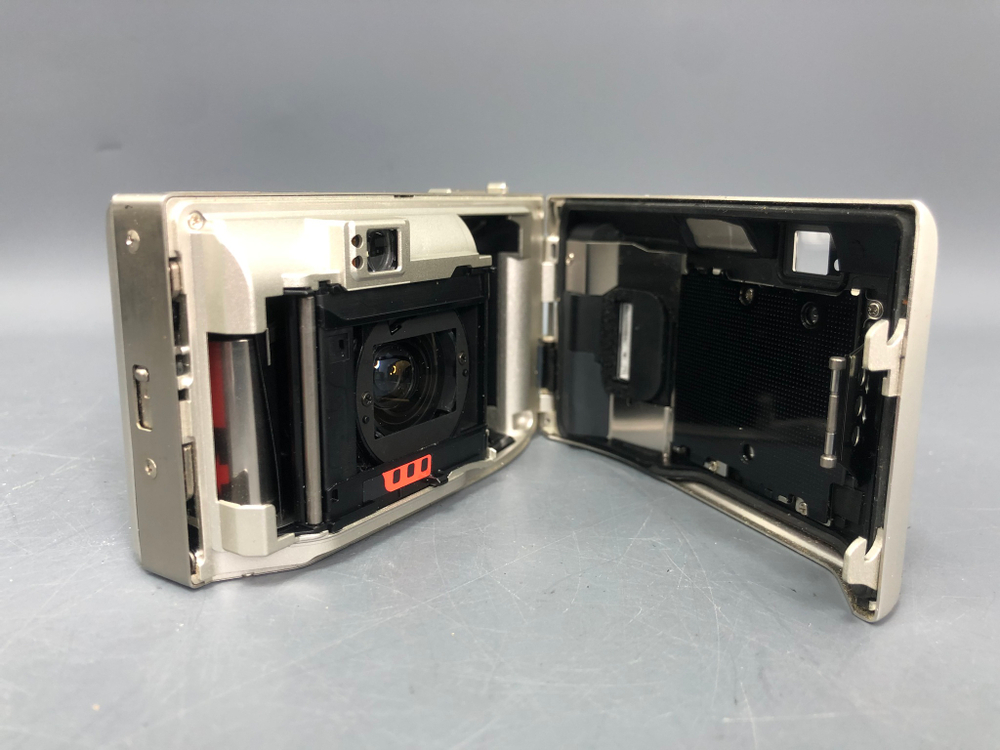 Olympus MJU V