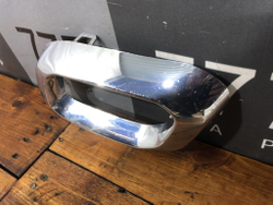 Окантовка выхлопной трубы Mercedes GLE V167 18-нв Б/У Оригинал A1678856900