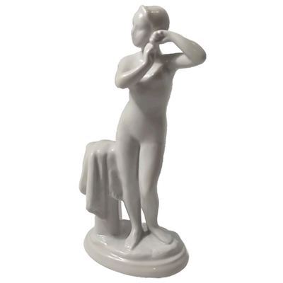 Фарфоровая статуэтка "Юная купальщица", ЛФЗ, 1950 - 1960 гг.