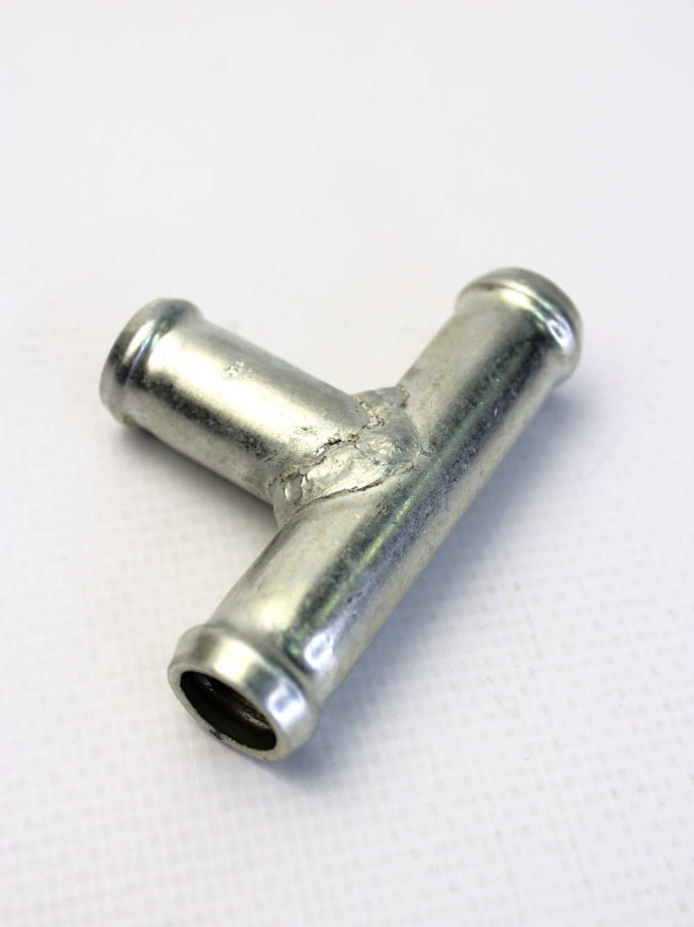 Фитинг переходник для трубок 14-14-14 (тройник, металл, угол 90)