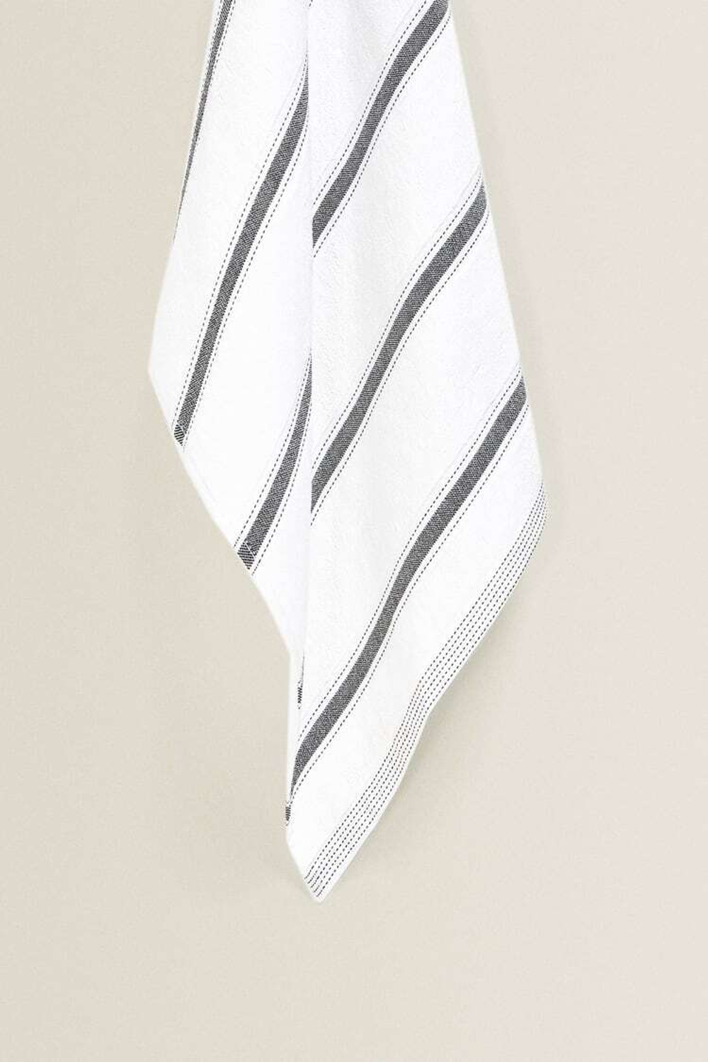 ZARA HOME ХЛОПЧАТОБУМАЖНОЕ ПОЛОТЕНЦЕ, СЕРЫЙ