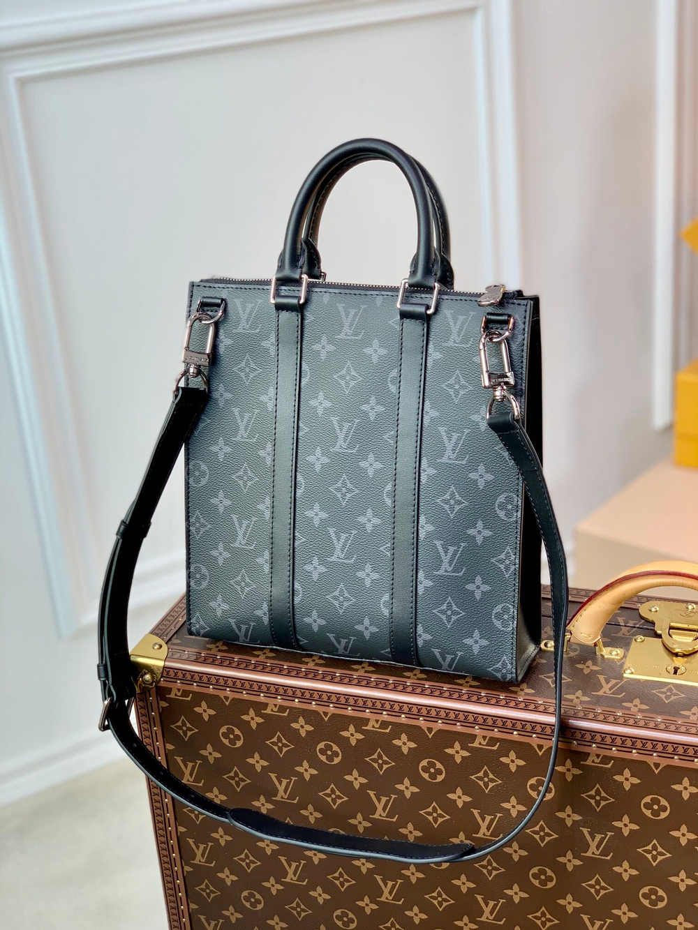 Louis Vuitton Sac Plat Cross