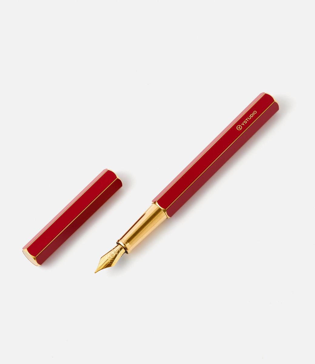 Ystudio Classic Revolve Fountain Pen Red — перьевая ручка из латуни