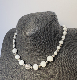 Чокер "Белая энергия" с агатом