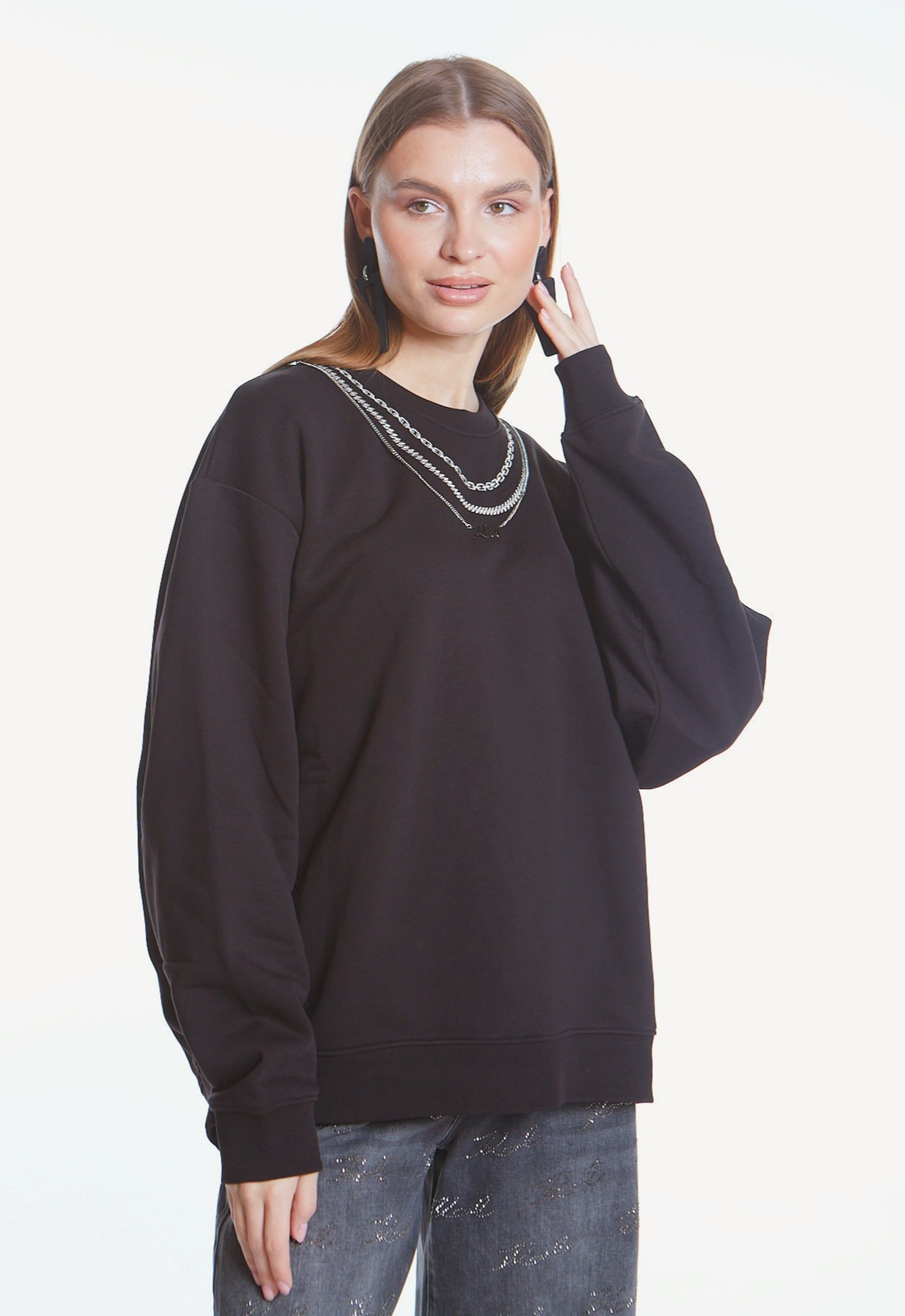 СВИТШОТ KARL С ОЖЕРЕЛЬЕМ