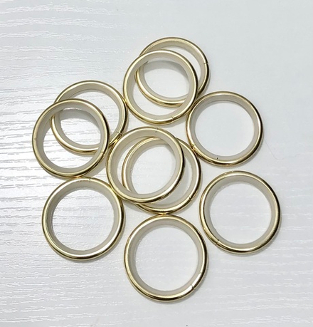 Кольцо Прима d20 мм с пластиковой втулкой и крючком, цвет золото