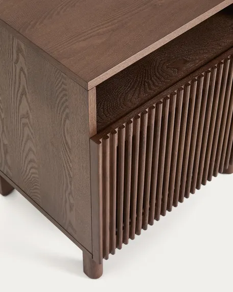 Прикроватная тумбочка Beyla из ясеня с отделкой под орех