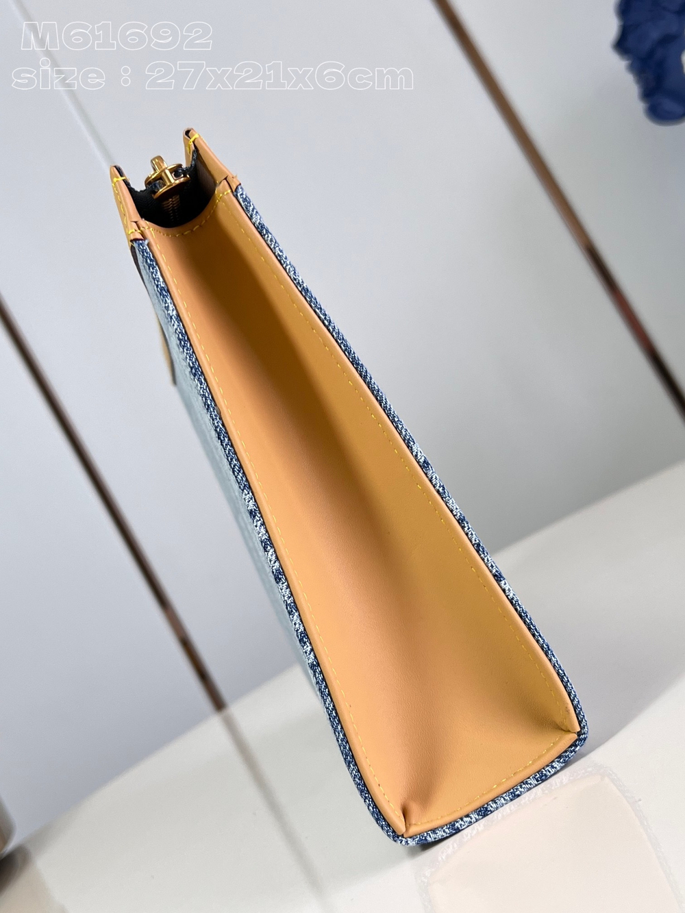 Louis Vuitton Pochette Voyage MM