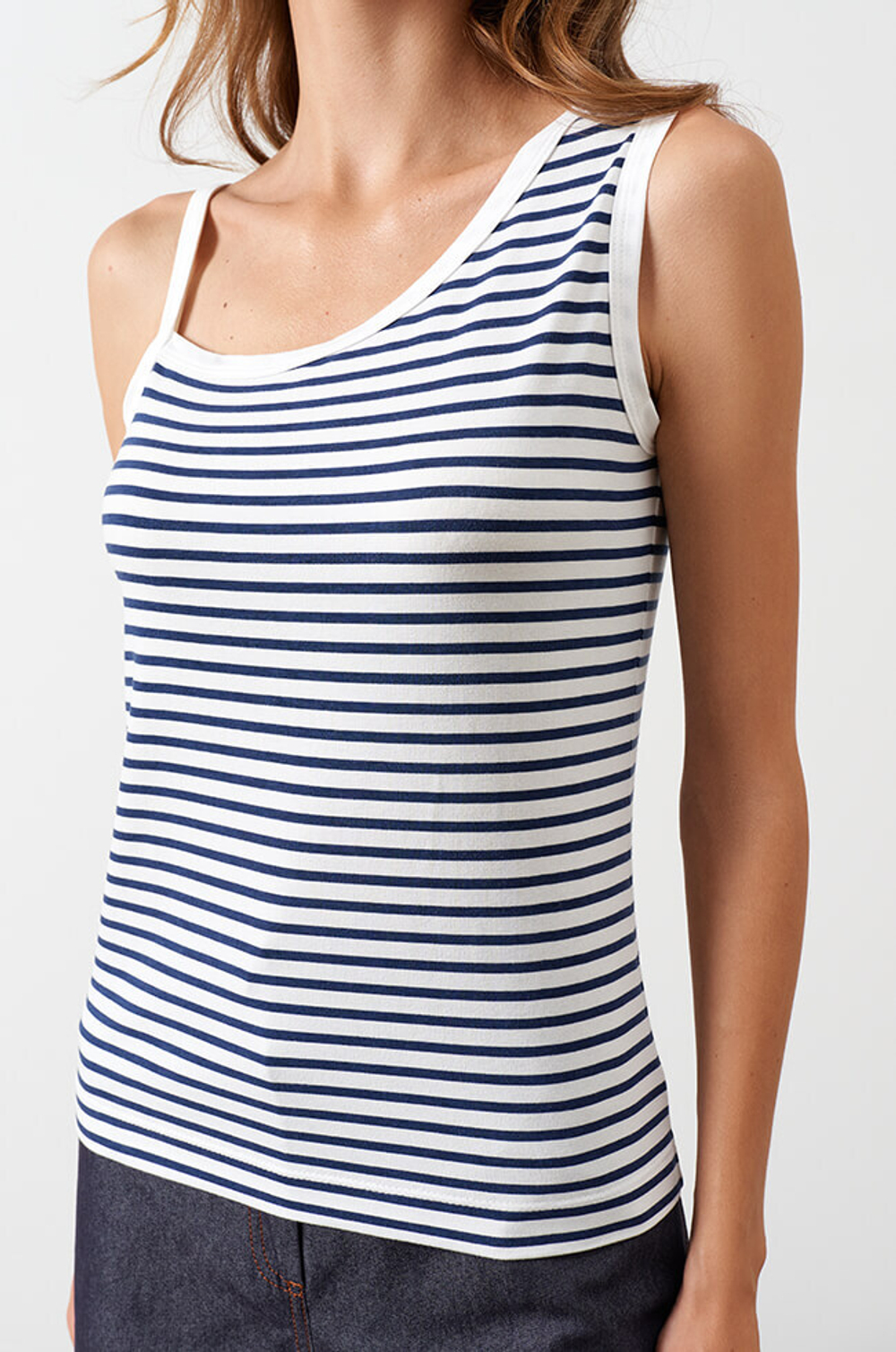 22995 Топ женский (молочно-синяя полоска)