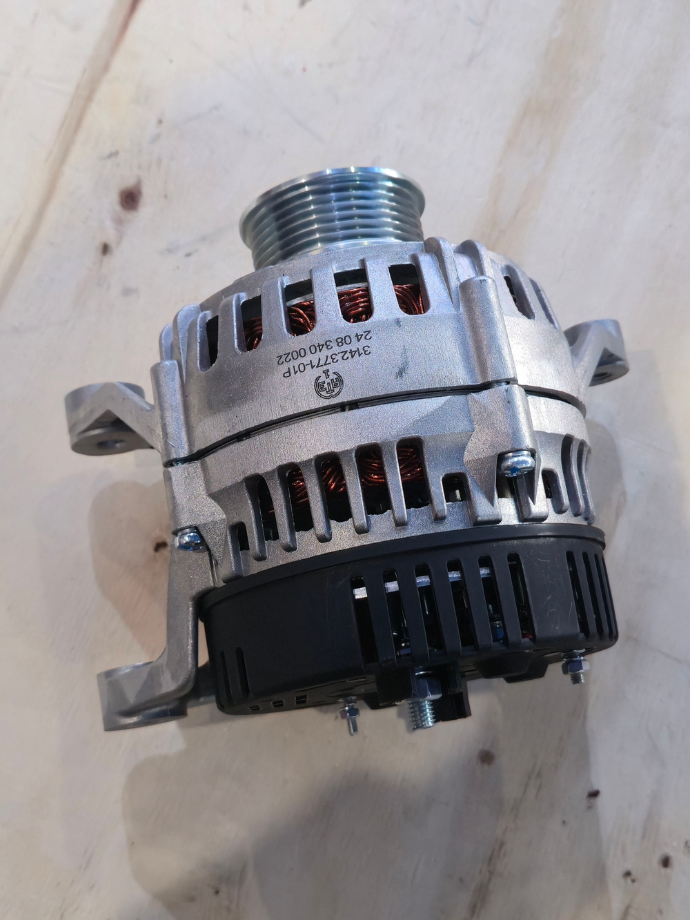 Генератор Маз, Урал дв.ЯМЗ-236НЕ2-24 28В 60А КЗАТЭ