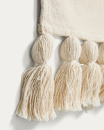 Настенный гобелен из хлопка Tandani бежевого цвета с разноцветными буквами и бахромой, 40 x 50 см