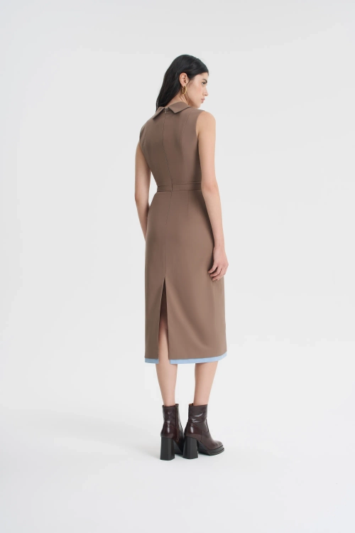 Платье-футляр со вставкой