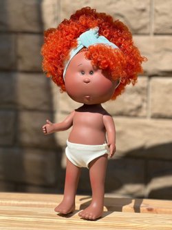 Кукла Nines виниловая 30см MIA CASE (1116)