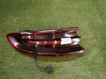 Фонарь левый внешний Porsche Macan 95b (2014-2018)