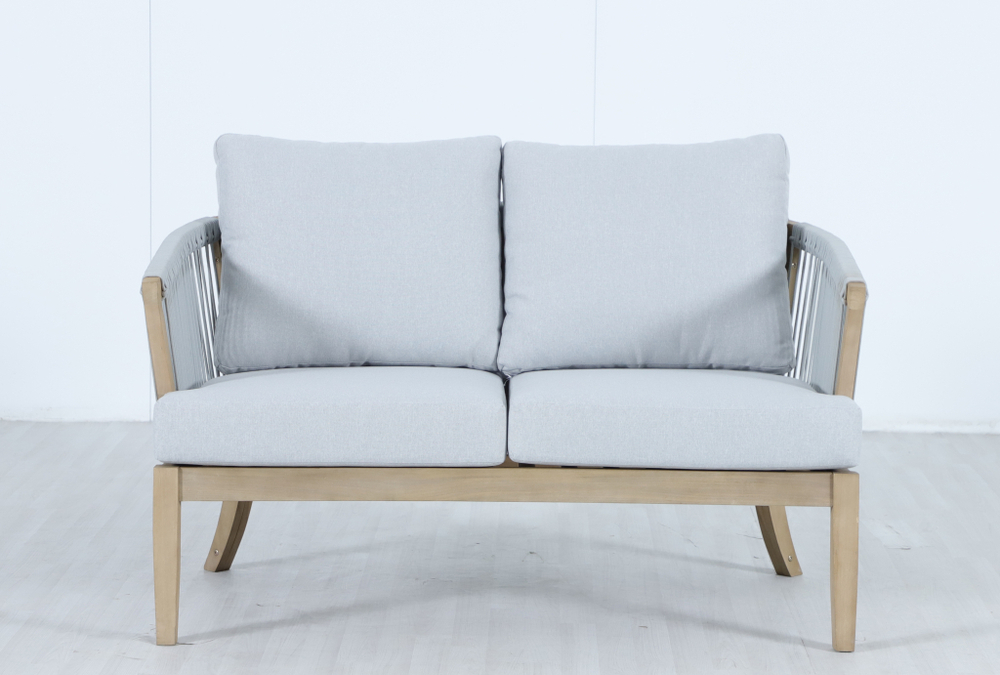 Диван деревянный двухместный Tagliamento Veneto, светлый тик, серый