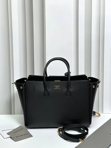 Сумка BALENCIAGA Bel Air Carry All Bag черный/золото