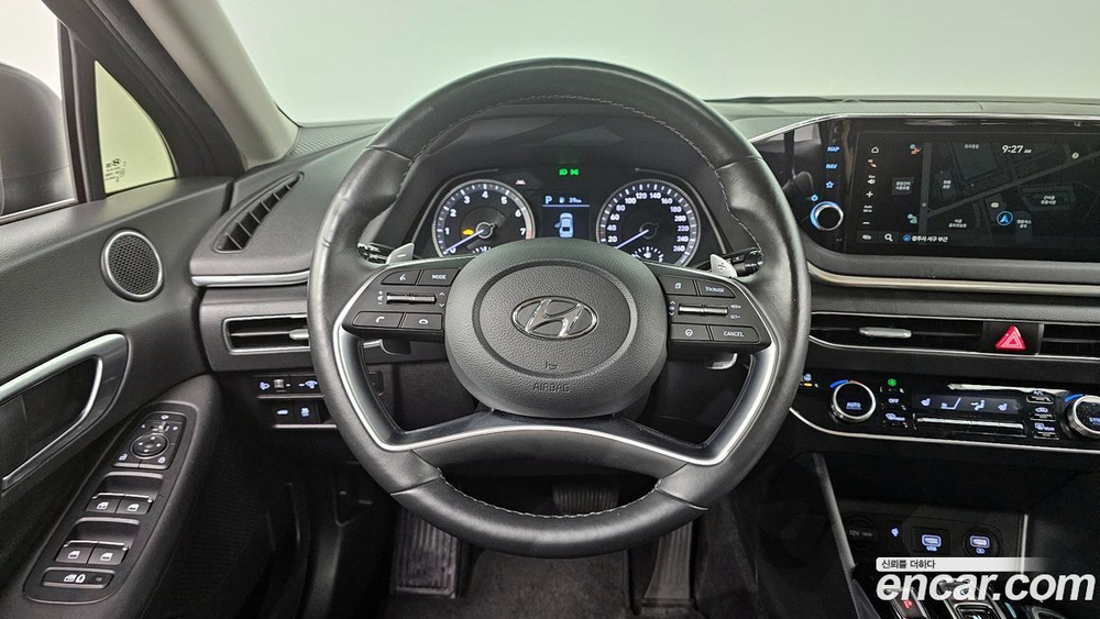 Hyundai Sonata (DN8) 2.0 (04.2021)