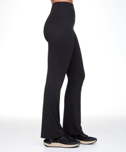 OYSHO Брюки клеш с высокой посадкой Flare Comfortlux High Rise, черный