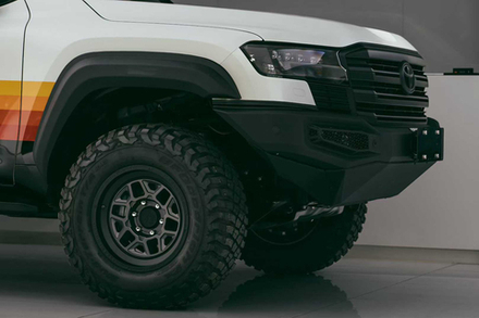 Силовой обвес c расширителями арок для Toyota Land Cruiser 300 LC300 2022+ Тойота крузер крузак силовой бампер