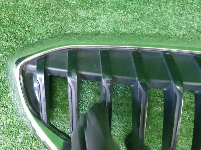 Решетка радиатора BMW 3er G20 (2018-2022)