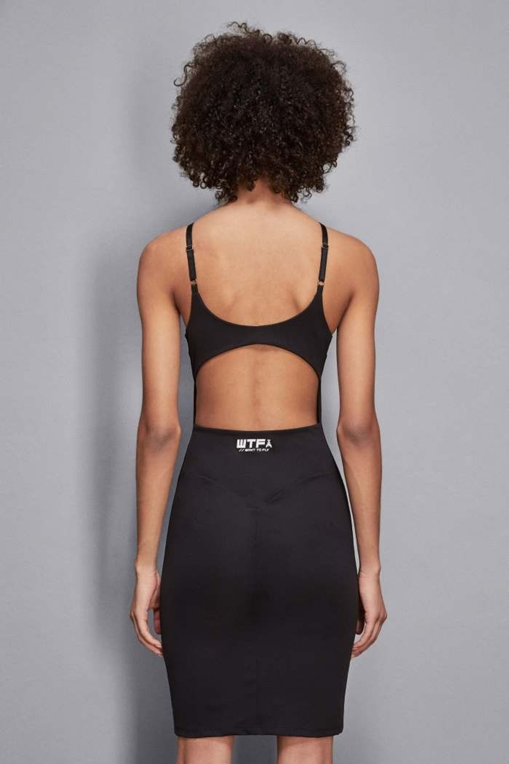 Платье женское PATRIZIA PEPE