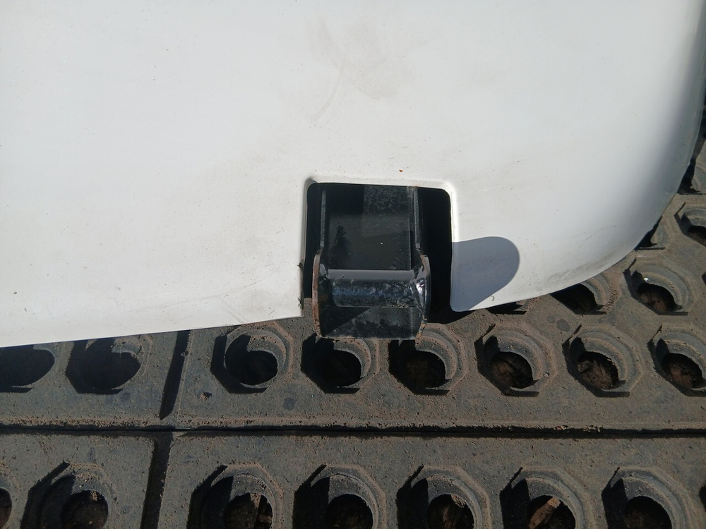 Спойлер кабины верхний 2022г.