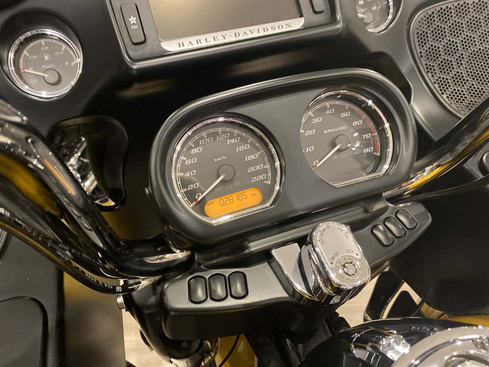 Road Glide Ultra Harley-Davidson 2017