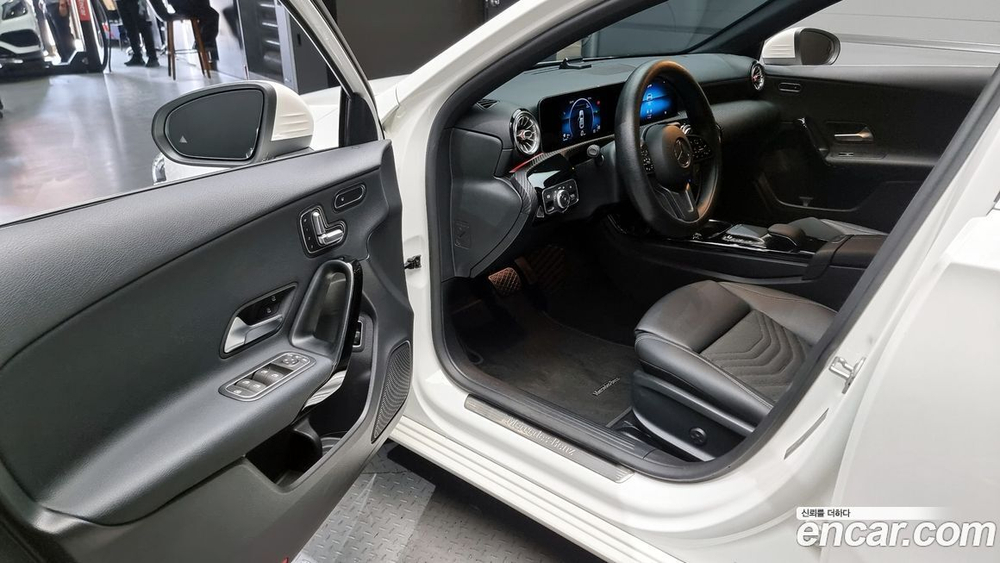 Mercedes-Benz A-Class W177 A220 Sedan (05.2020)