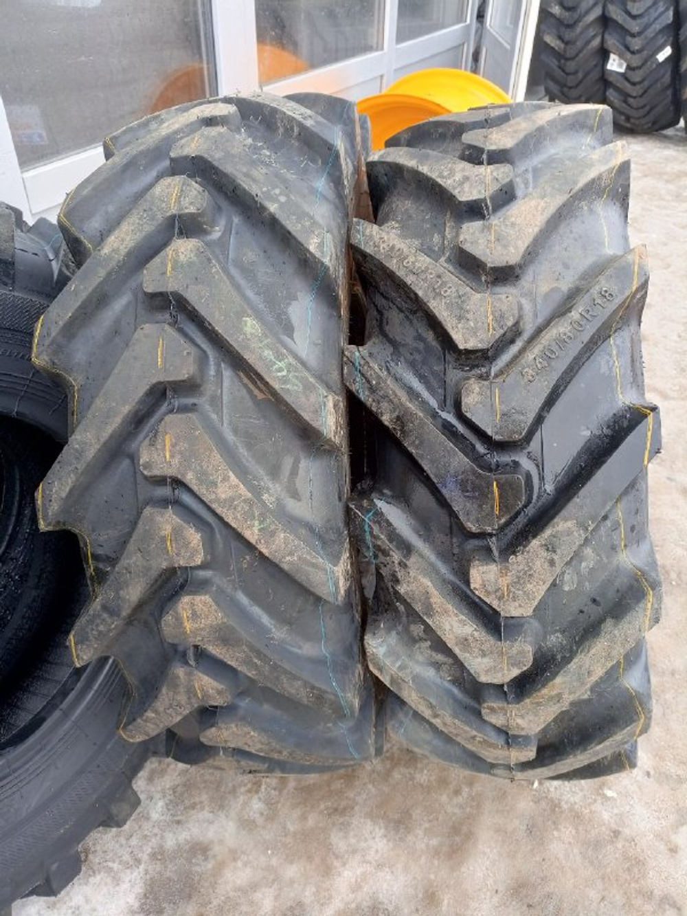 340/80R18(12.5/80R18) TL AGRO-INDPRO100 143A8/143B РоадХикер