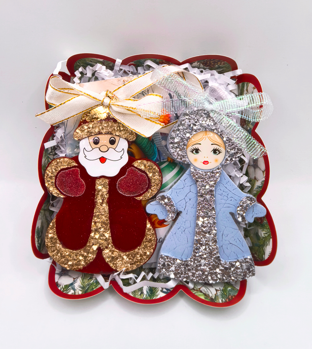 Ёлочные игрушки "Дед мороз со снегуркой"