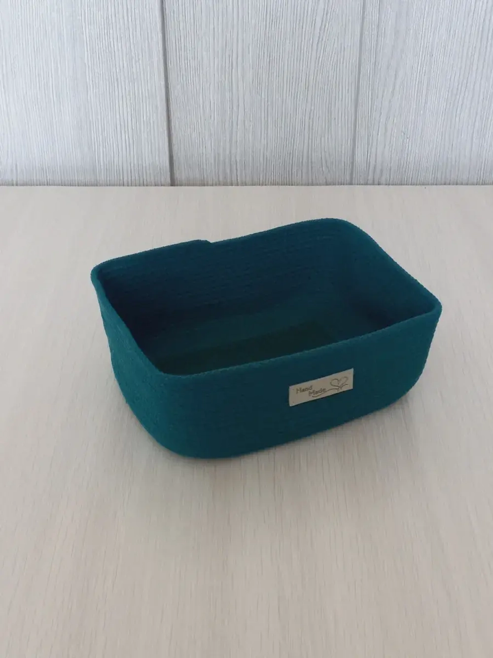 Плетеная корзина для хранения