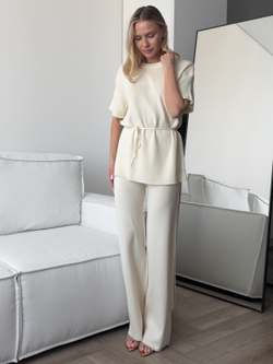 Комплект вязаный, удлиненная футболка на завязке и брюки