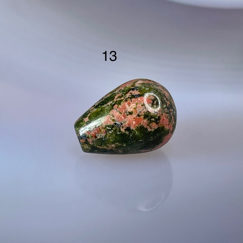 54647 Унакит Бусина капля 8*12мм-57