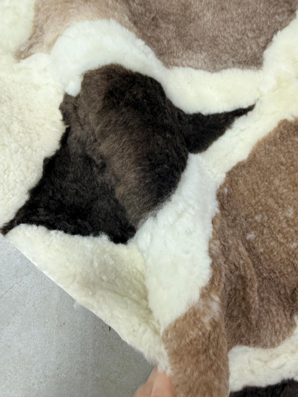 Ковер шкура натуральная овчина меховой