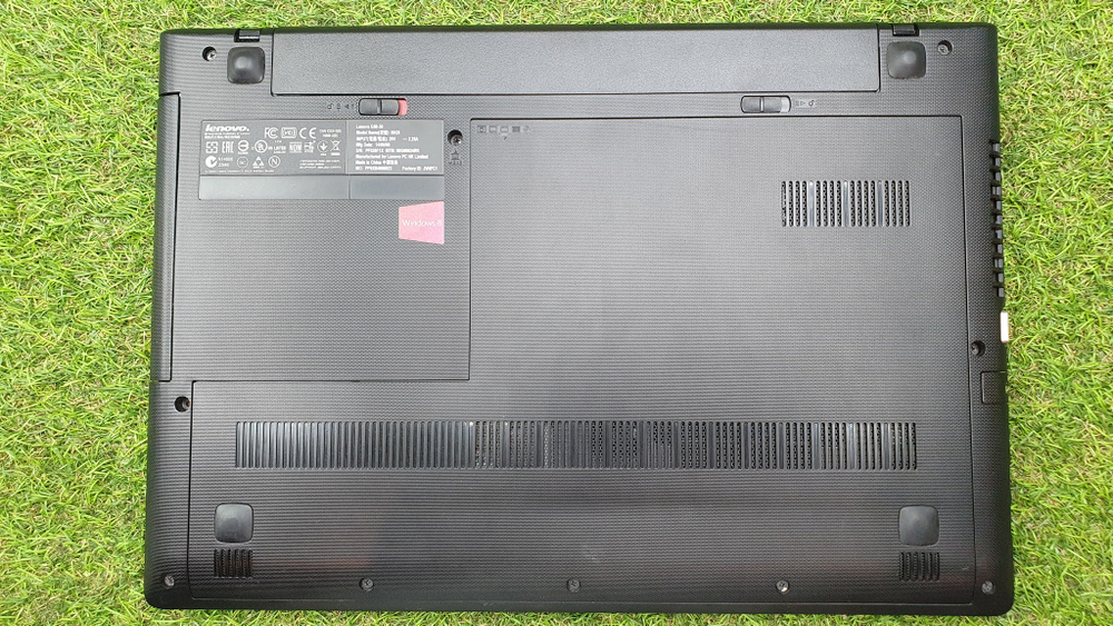 Ноутбук Lenovo Celeron/2 Gb/SSD 128 GB/  IdeaPad G5030 (80G00024RK)