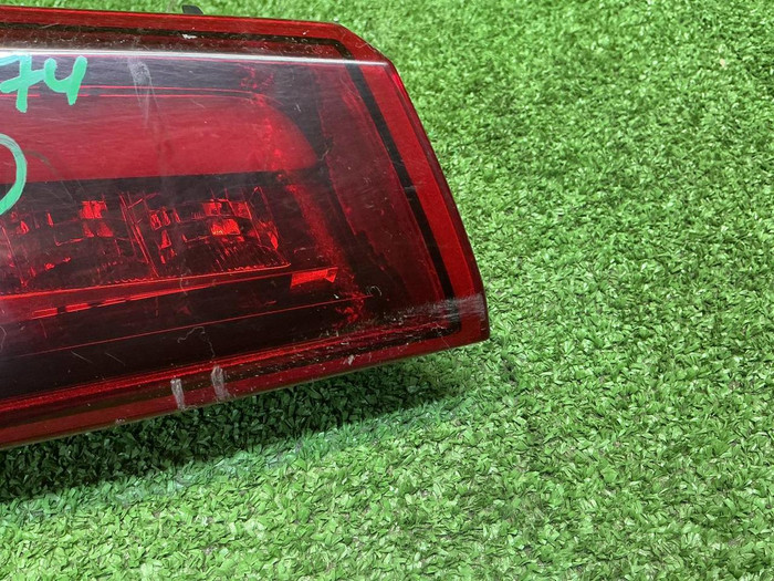 Фонарь левый внутренний Citroen C4 2 (2015-2021)