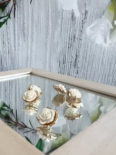 Декоративные металлические пуговицы Роза перла 18