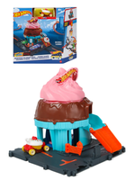 Игровой набор Hot Wheels City «Магазин мороженого» HTN77 | City Downtown Ice Cream Swirl | трек с лифтом 1:64 | 4+
