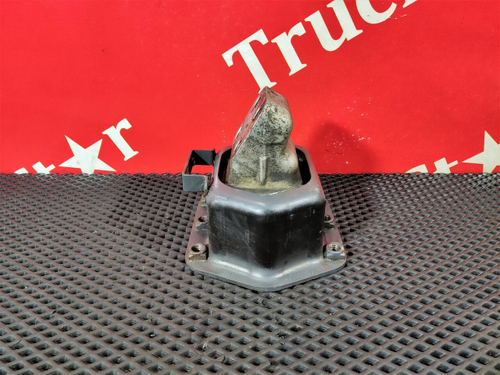 Подушка двигателя задняя