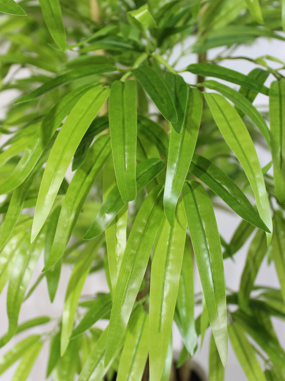 Искусственное растение Бамбук светлый 130 см в высоком белом кашпо 36 см
