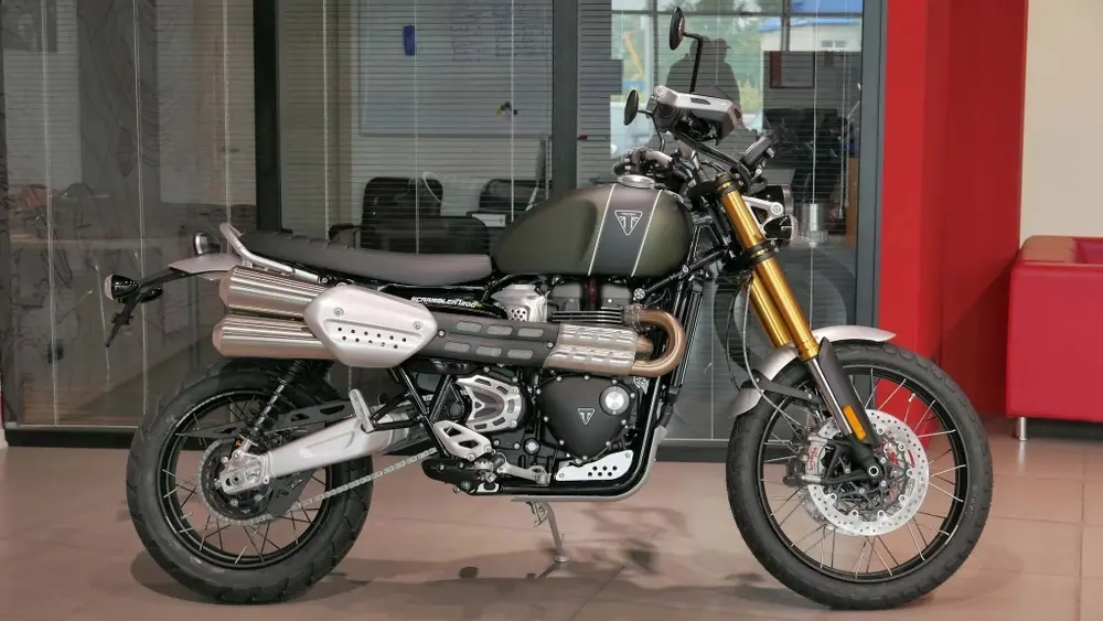 Nova triumph scrambler 1200 top
