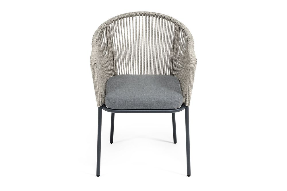 "Лион" стул плетеный из роупа, каркас из стали темно-серый (RAL7024) муар, роуп серый меланж круглый, ткань серая 017