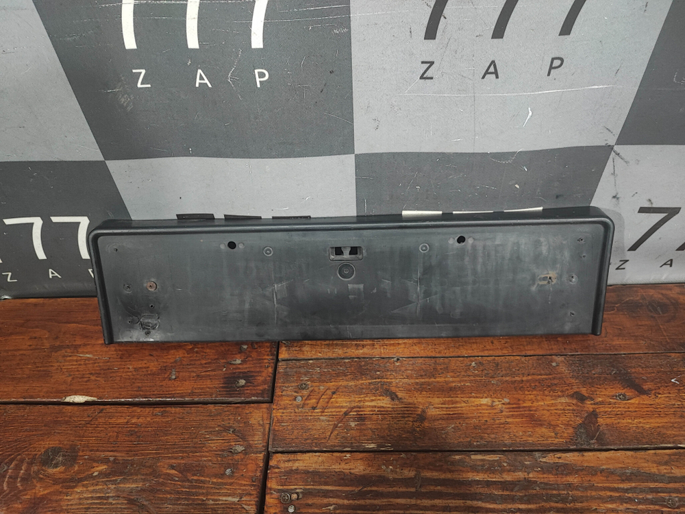 Площадка гос. номера Honda CR-V 4 (RE, RM) 12-18 Б/У Оригинал 71145TLAD0