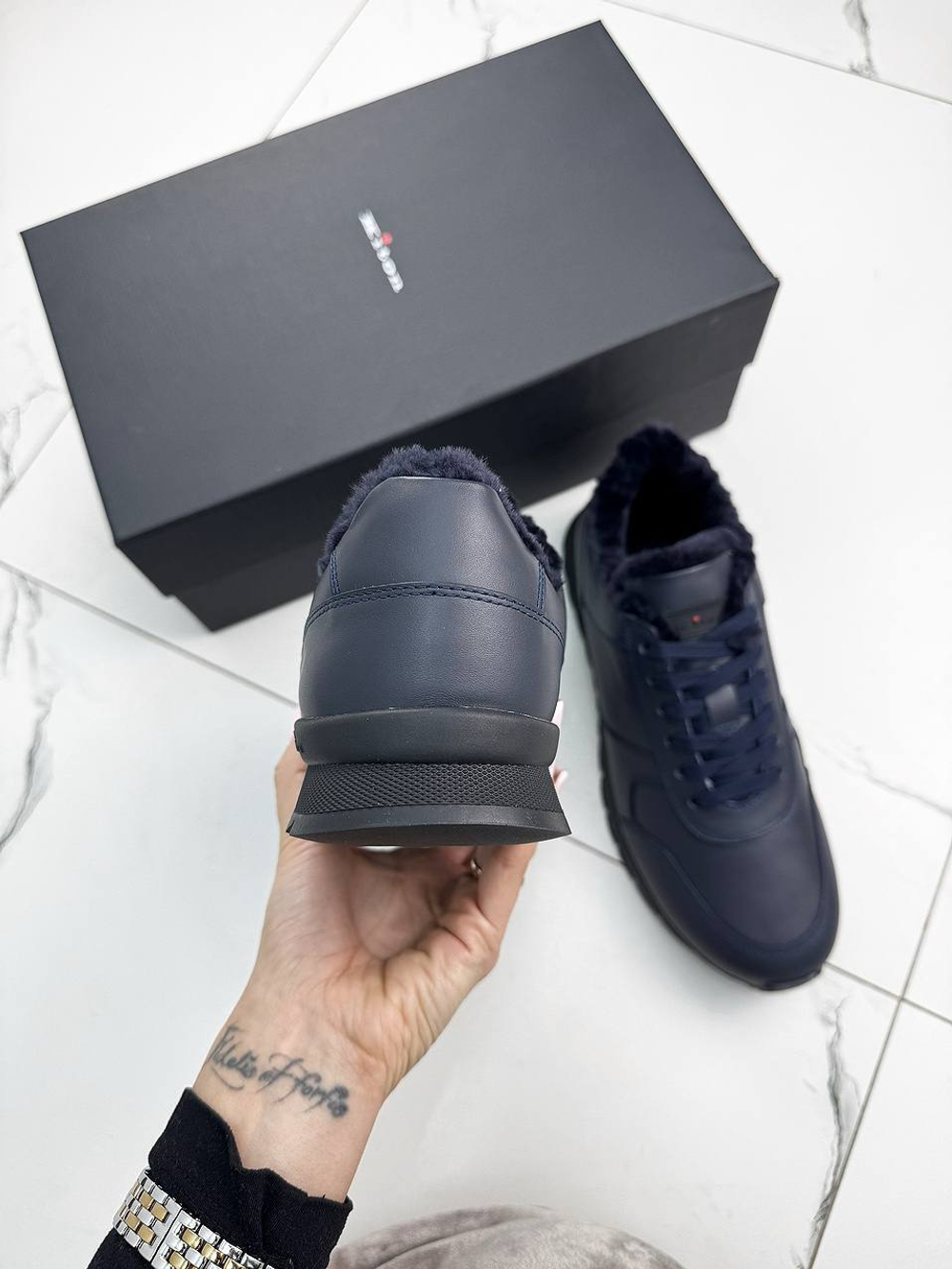 Кроссовки Kiton