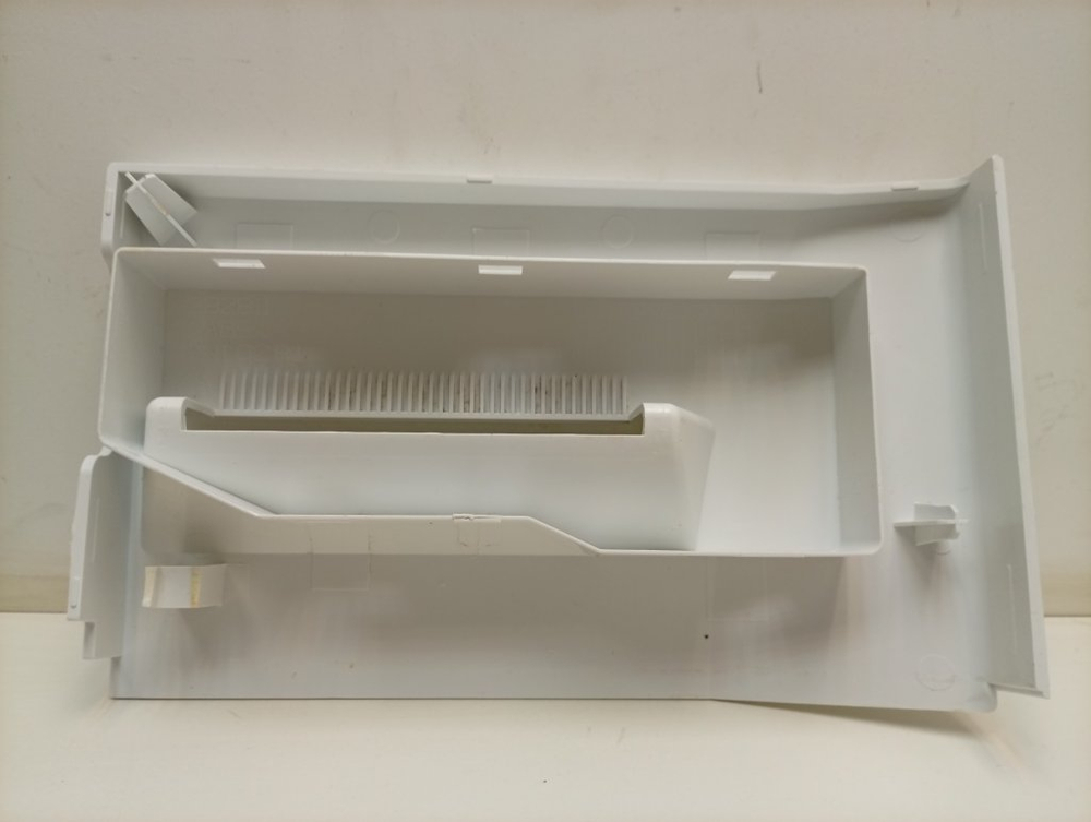 WKB61021PTMA кт40 Крышка бункера для стиральных машин Beko 2828118041 б/у