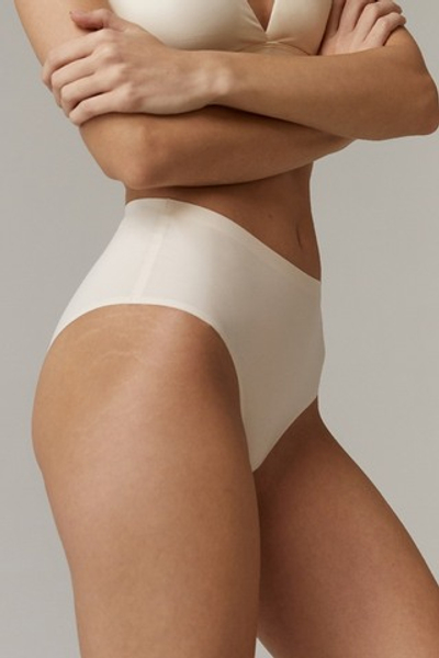 AVANI CREME Трусы бразильяно ARUELLE