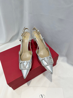 Valentino Vlogo Slingback Pump