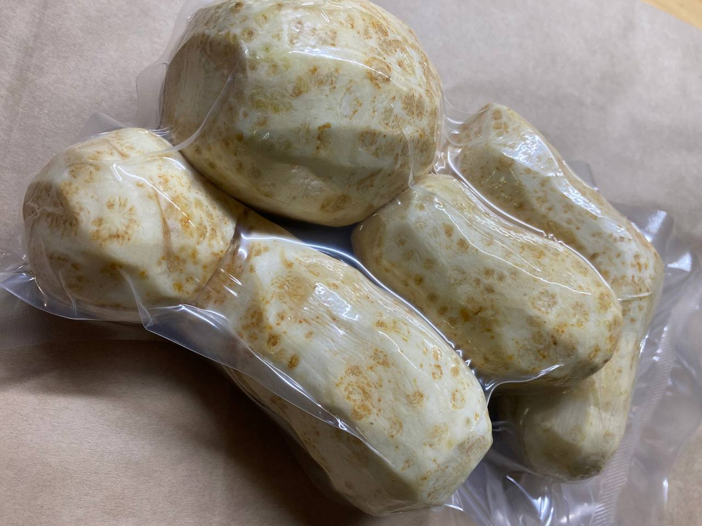 Корень сельдерея чищеный