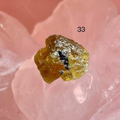 45791 Турмалин оливковый необработанный Бусина 6-8мм